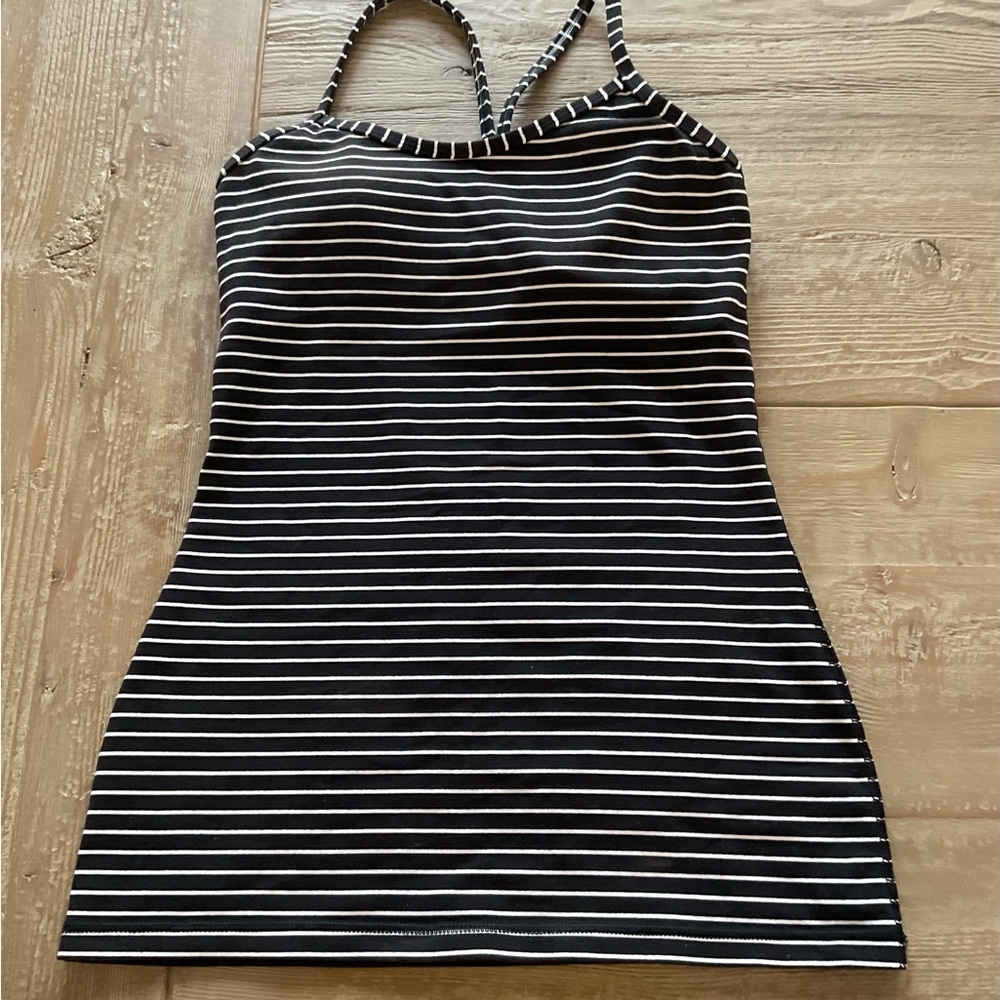 Lululemon Athletica Black and White Striped Power Y Tank Size 4